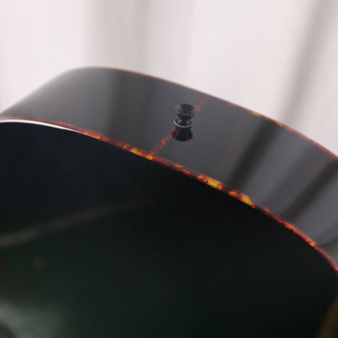 Odyssey Glossy Black